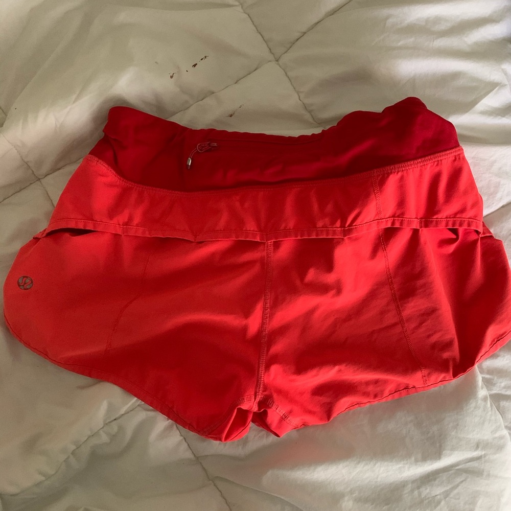 Lulu lemon size 4 shorts